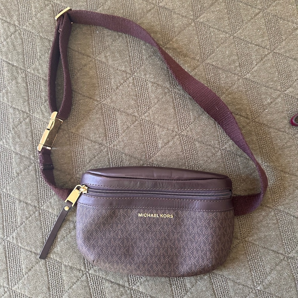 MK fanny pack, lightly used.